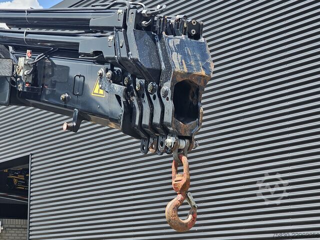Φορτηγό γερανού Volvo FH540 8X4 / 8X2 / HMF 28TM KRAN / CRANE / OPRIJ...