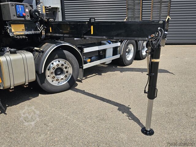 Όχημα ανάκτησης Volvo FH540 8X4 / HMF 28TM KRAN / CRANE / OPRIJ- MACH...
