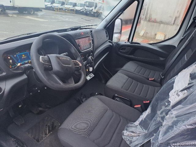 Aangepaste bestelwagen IVECO DAILY 35C16H3.0 ISOTERMICO/FRIGO