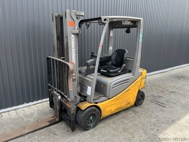 Stivuitor electric cu 4 roți Jungheinrich SL14167