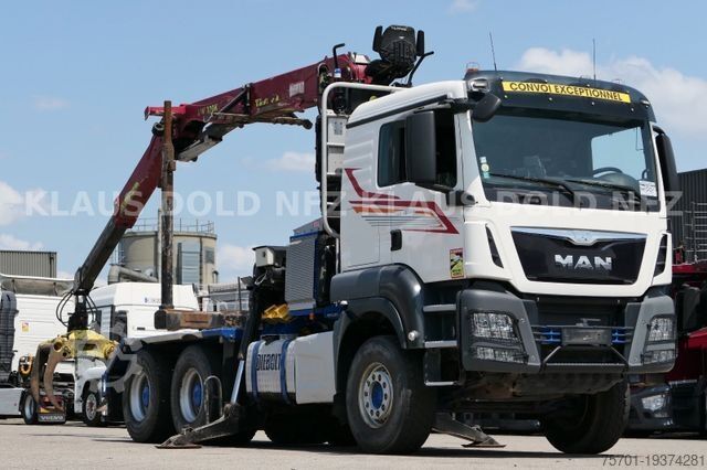 Logging truck MAN TGS 33.500 Holztransport Kran Bj 2020 Retarder