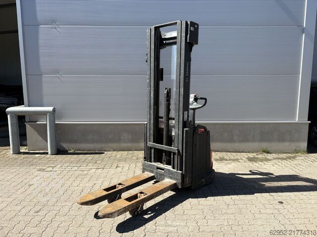 Carretilla elevadora Toyota SWE 160 L