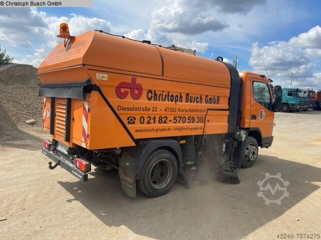Kehrmaschine MITSUBISHI FE 85