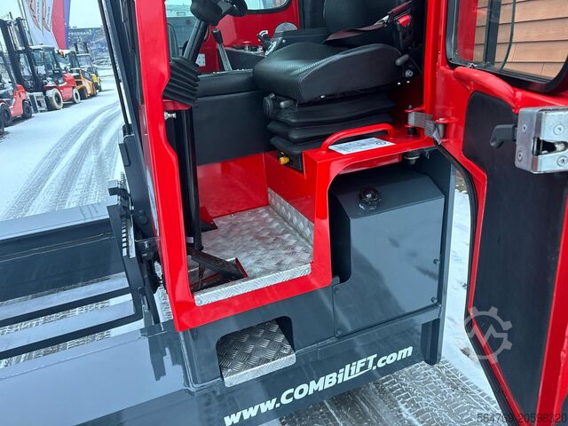 Empilhadeira de quatro direções Combilift C4000 /2015 /Diesel/Triplex 7500 mm