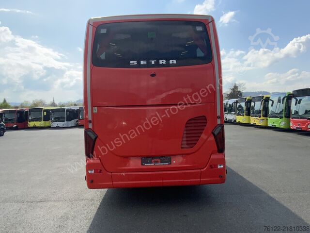 Távolsági autóbusz Setra S 517 HD