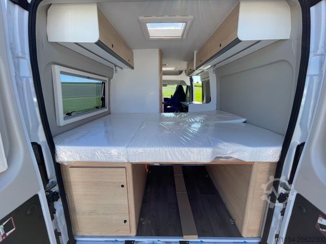 Husbil SUNLIGHT Camper Van Cliff 600 Entry