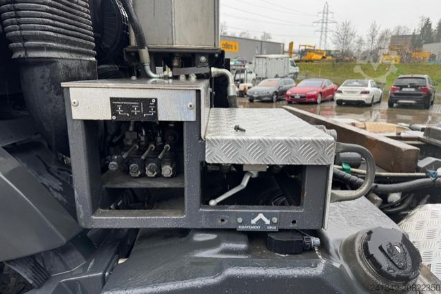 Podwozie ciężarówki VOLVO FMX-540 8x6 SWS