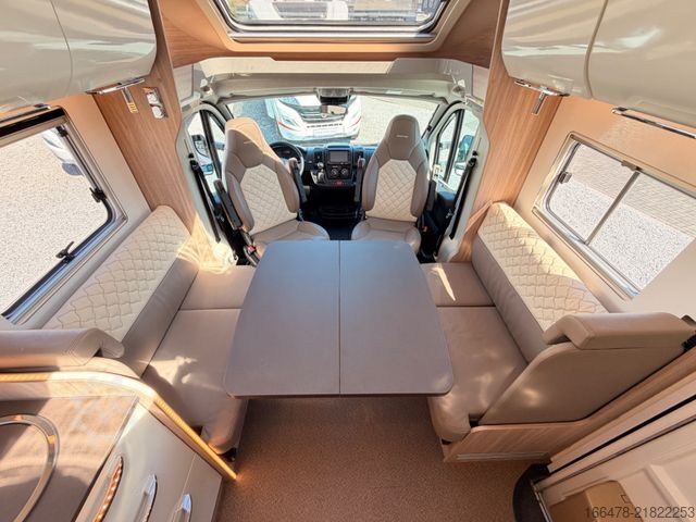 Semi-integrated camper BÜRSTNER Ixeo T 736 *Queensbett-Face2Face-Automatik*