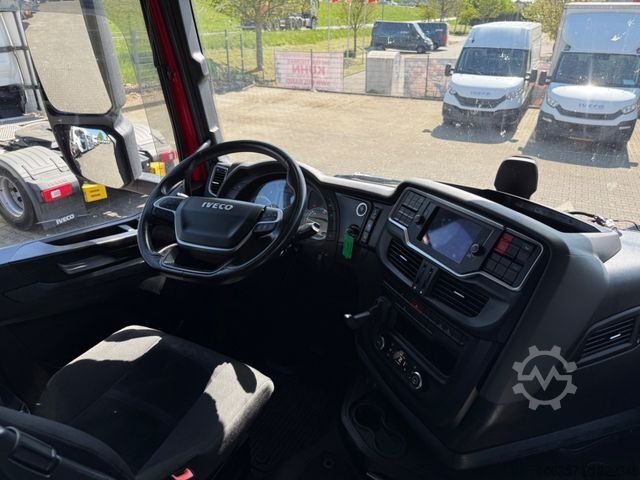 Standardowy ciągnik siodłowy IVECO STRALIS S-WAY AS440S49T/P Retarder Standklima
