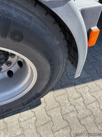 Standardowy ciągnik siodłowy IVECO STRALIS S-WAY AS440S49T/P Retarder Standklima