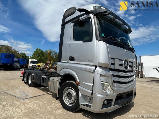 Camión con caja móvil Mercedes-Benz Actros2551/BDF/6x2/Retarder/Angel Mirror