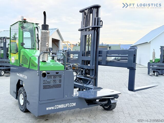 Carrello elevatore a 4 direzioni Combilift C4500 DIESEL DUPLEX WIDE FORK POSITIONER