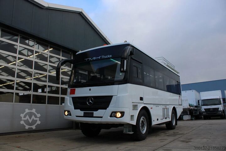Touringcar Mercedes-Benz Atego 1725 4x4 Passenger Bus