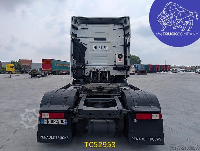 Standard-SZM Renault T 520