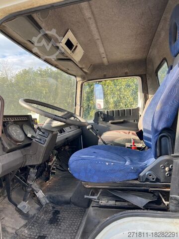 Haakarm vrachtwagen NISSAN NISSAN 130/115 SCARRABILE