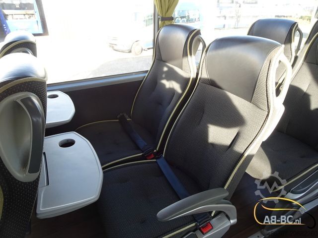 Autocarro de turismo MERCEDES-BENZ Tourismo RHD-M - 51 Sitze EURO 6