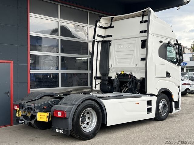 Standaard trekker IVECO S-WAY AS440S48 ACC Intarder Klima Aerokit 2xTank