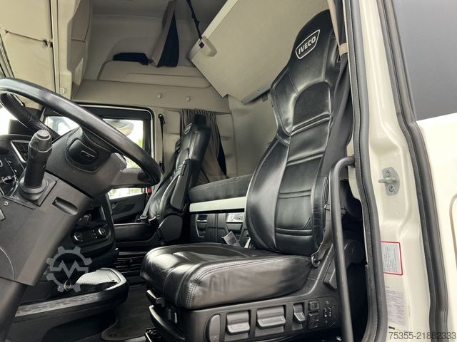Standaard trekker IVECO S-WAY AS440S48 ACC Intarder Klima Aerokit 2xTank