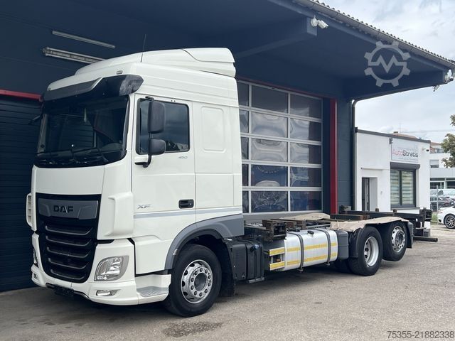 Autocamion cu caroserie interschimbabilă DAF XF 450 Euro6 Klima ACC Retarder 2xAHK Liftachse