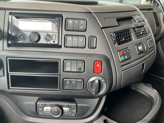 Autocamion cu caroserie interschimbabilă DAF XF 450 Euro6 Klima ACC Retarder 2xAHK Liftachse