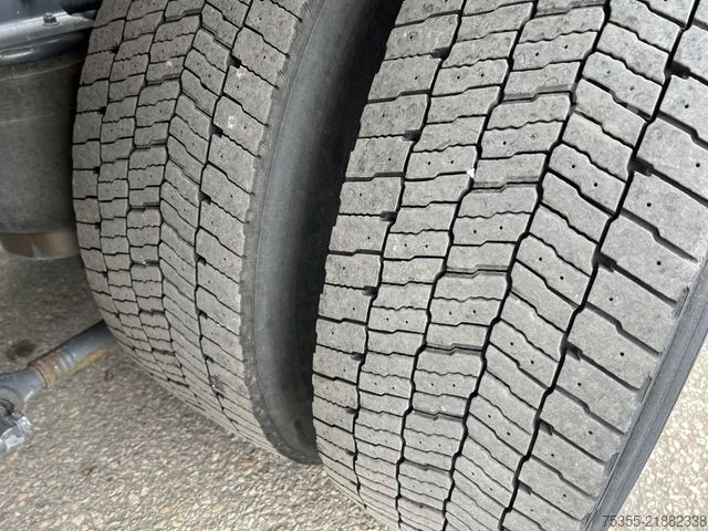 Autocamion cu caroserie interschimbabilă DAF XF 450 Euro6 Klima ACC Retarder 2xAHK Liftachse