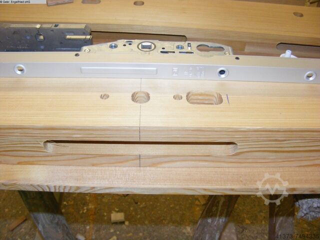 Boor- en deuvelinzetmachine GÖTZINGER Power Drill -300 Video -