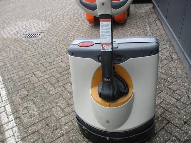 Niederhubwagen Crown WP3015
