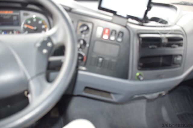 Gardinsided kassevogn mercedes-benz Atego 816 L Automatik*Ladebordwand*Tempomat