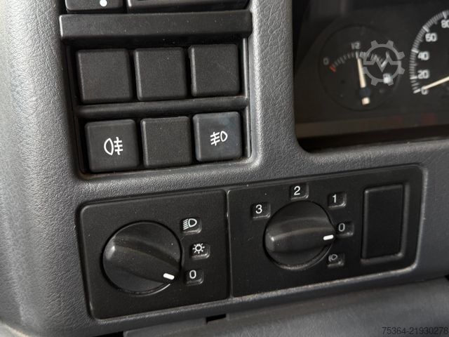 Integriertes Wohnmobil HYMER/ERIBA B 544 Vollintegriert Fiat 2.5 Tdi 85 kw Hubbett
