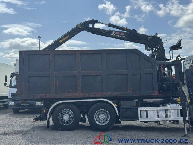 Camión portacontenedores de gancho  Abrollcontainer + Kran Jonsered 1020 7,3m = 1,4t