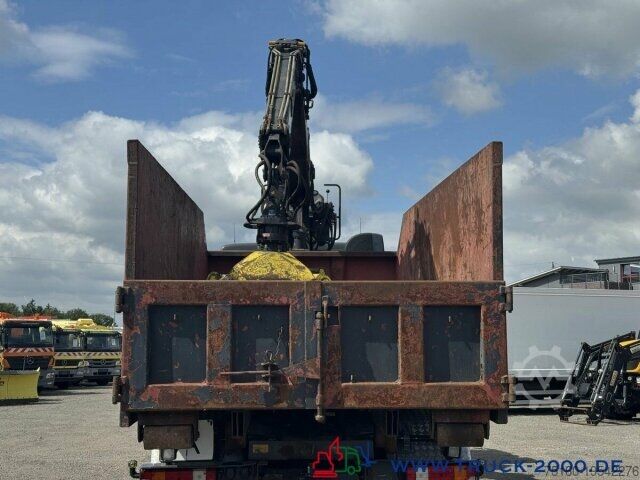 Camión portacontenedores de gancho  Abrollcontainer + Kran Jonsered 1020 7,3m = 1,4t