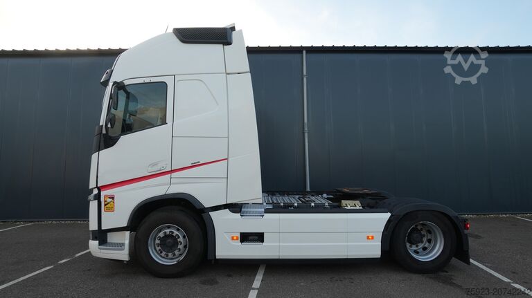 Standard-SZM Volvo FH 460 EURO 6 GLOBETROTTER 674.300KM