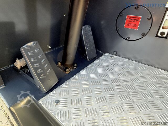 4-vejs gaffeltruck Combilift CB4000 GAS TRIPLEX 5200 POSITIONER