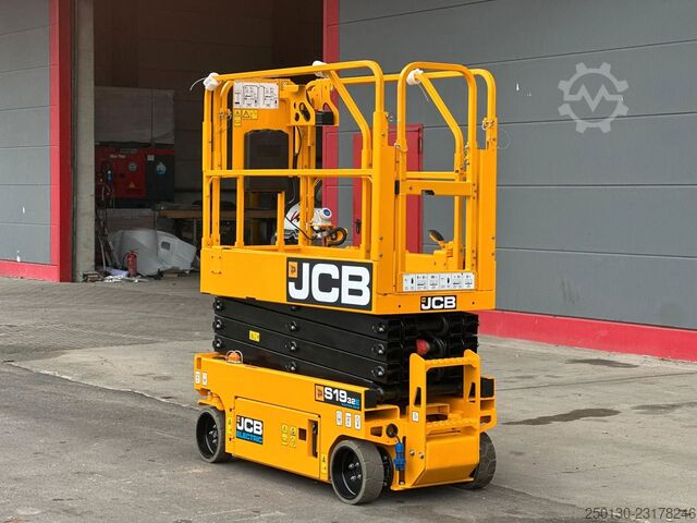 Plataforma de trabajo JCB S1932E EDRV Elektrische Scherenbühne *NEU*