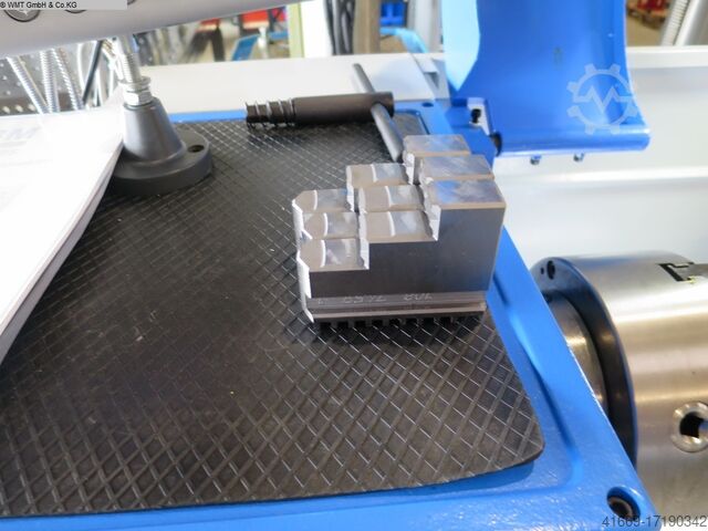 Torno de centro y torno de husillo de avance HBM 400 x 1000 DRO