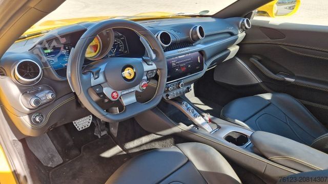 Bestelwagen FERRARI Portofino