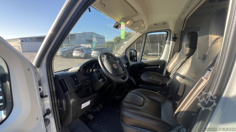 Karavan/karavan araç Fiat Weinsberg Carabus 600 K | 4 Posti Letto | Completamente Attrezzato