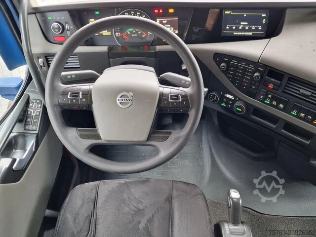 Standart-SZM Volvo FH 13.500 Globetrotter - PTO/Hydraulic - Full a...