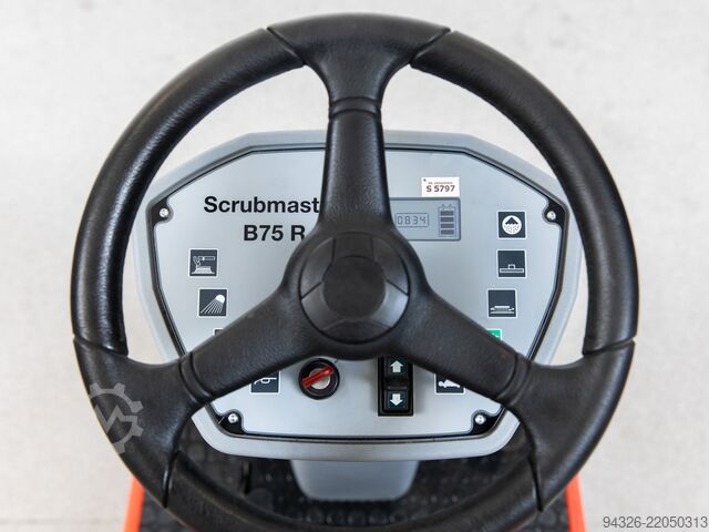 Hako Scrubmaster B75 R NOVE BATERIJE Hako Scrubmaster B75 R TB650 - 2016y - 834h
