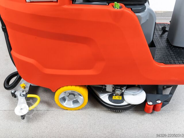 Hako Scrubmaster B75 R NOVE BATERIJE Hako Scrubmaster B75 R TB650 - 2016y - 834h