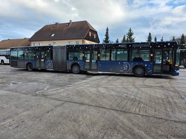 Csuklós autóbusz MERCEDES-BENZ Citaro O530 Gelenkbus, 53+109+1, LAWO