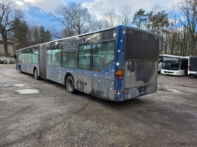 Csuklós autóbusz MERCEDES-BENZ Citaro O530 Gelenkbus, 53+109+1, LAWO