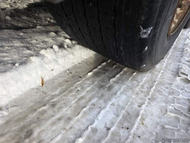 Auflieger mit Pritsche & Plane KRONE Joloda Mega Gardine, Lift, Hubdach