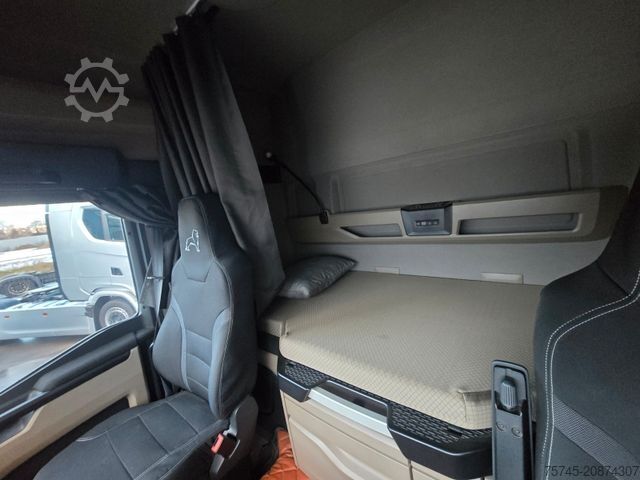 Skříňový nákladní automobil MAN TGM 15.320 * TOP * ACC * VOLLLUFT * WENIG KM *