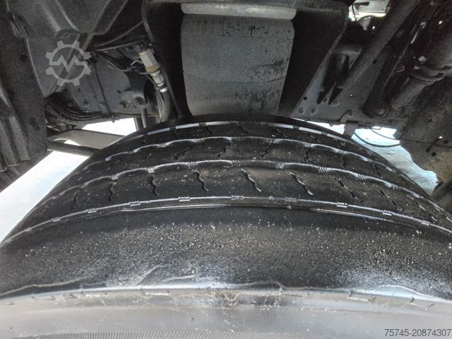 Skříňový nákladní automobil MAN TGM 15.320 * TOP * ACC * VOLLLUFT * WENIG KM *