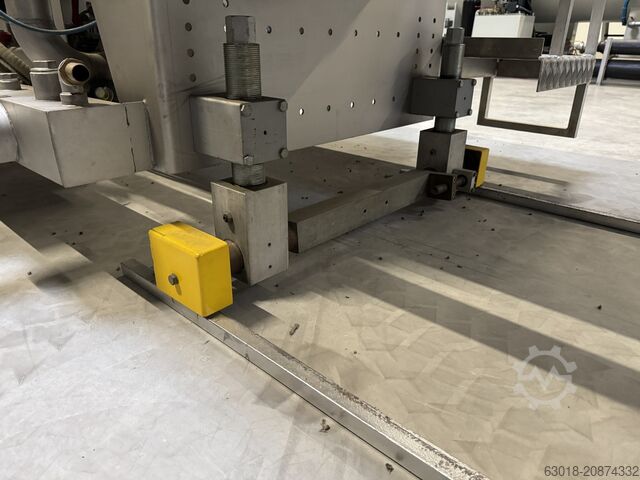 Fröccsöntőgép battenfeld-cincinnati HDPE PIPE EXTRUSION LINE