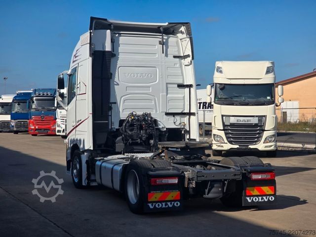 Véhicule tracteur volume VOLVO FH 500 *VERSTELLBARE SATTELKUPPLUNG*ACC*PARKCOOL