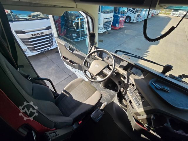Véhicule tracteur volume VOLVO FH 500 *VERSTELLBARE SATTELKUPPLUNG*ACC*PARKCOOL
