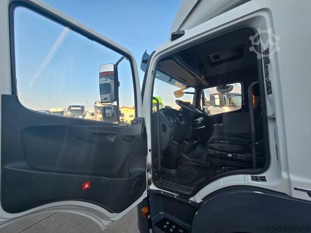 Plattewagen met zeil MERCEDES-BENZ ATEGO 818 * ACC * 1T LBW *