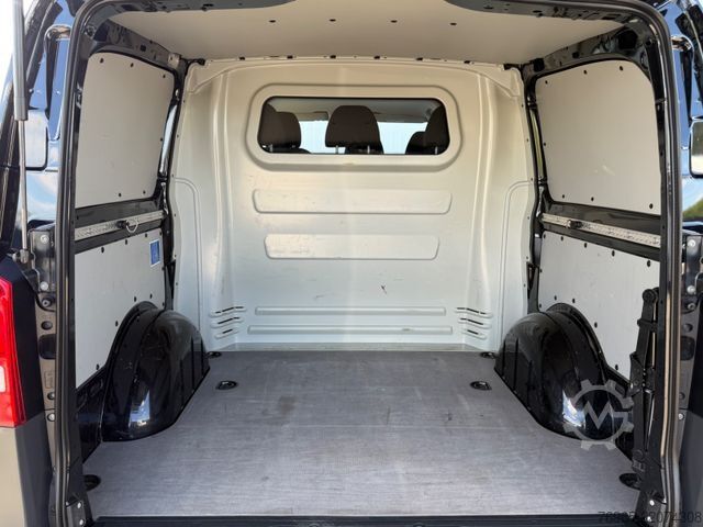 Furgoneta MERCEDES-BENZ Vito 116 LANG 9G-TR MIXTO KLIMA NAVI KAMERA AHK